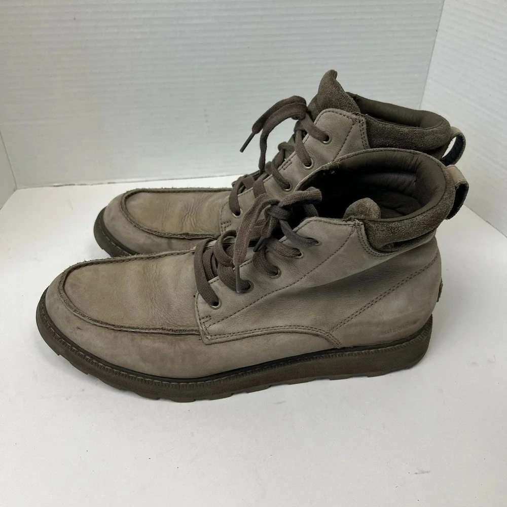 Sorel Madson II Moc Toe Waterproof Boots Mens 11 Grey Gorpcore Travel Casual
